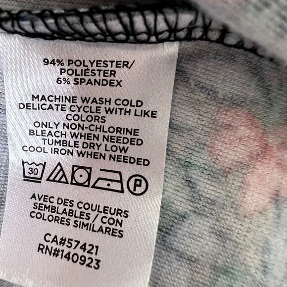 Loft Womens Velour Knit Top Medium Short Sleeve Blue Floral V-Neck - Picture 5 of 5